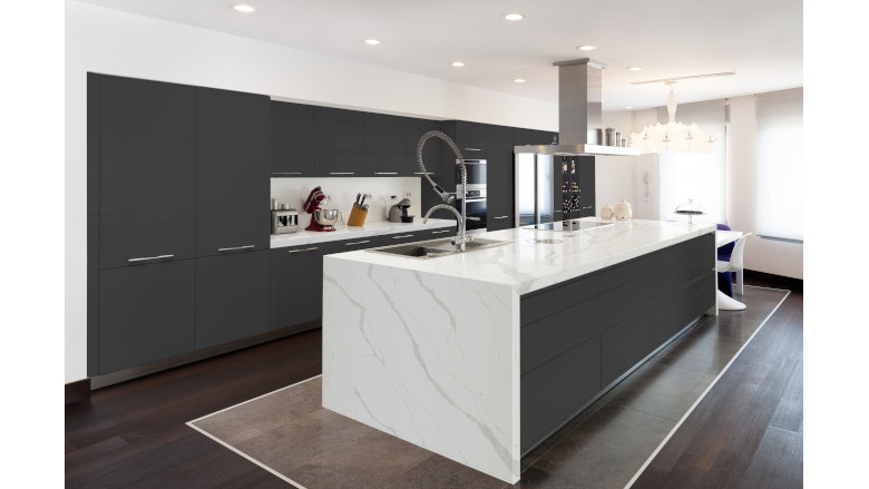 Calacatta Idillio waterfall island countertop