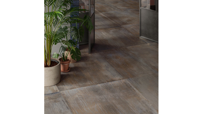 Metal look porcelain floor tile