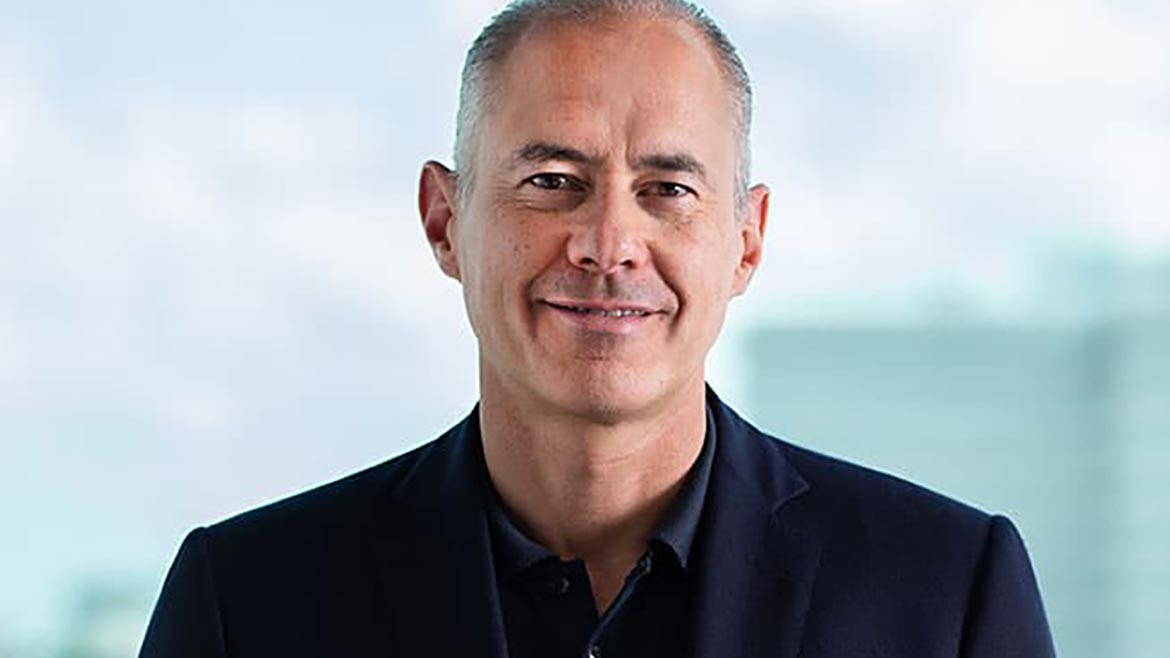 Roberto Contreras, CEO of Moderno Porcelain Works